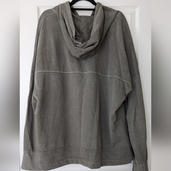 Zara Oversized Hoodie - Picture 2 of 6